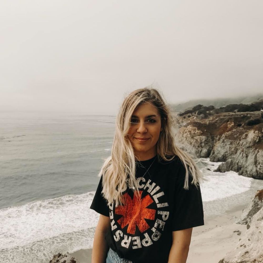 Meet your Posher, Macy